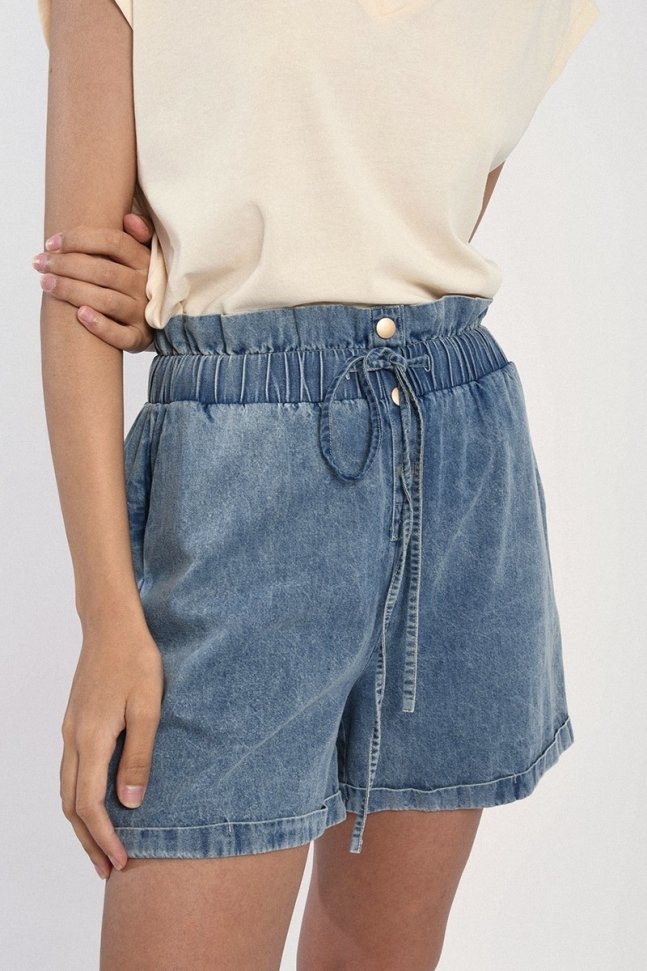 SHORT VAQUERO DE TIRO ALTO