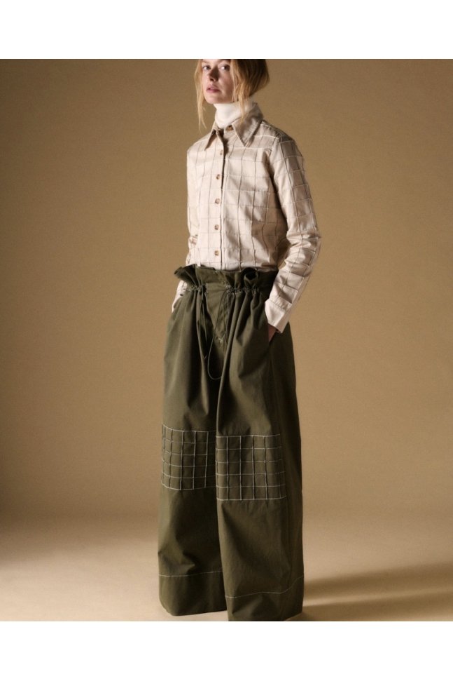 PANTALON FRUNCES KAKI