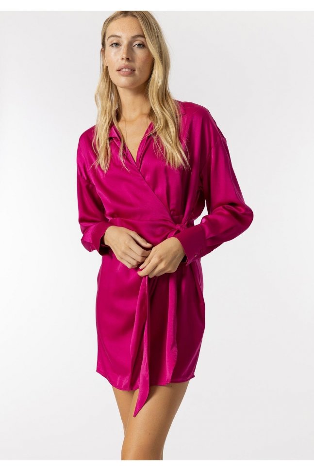 VESTIDO FUCSIA CRUZADO CON SOLAPA