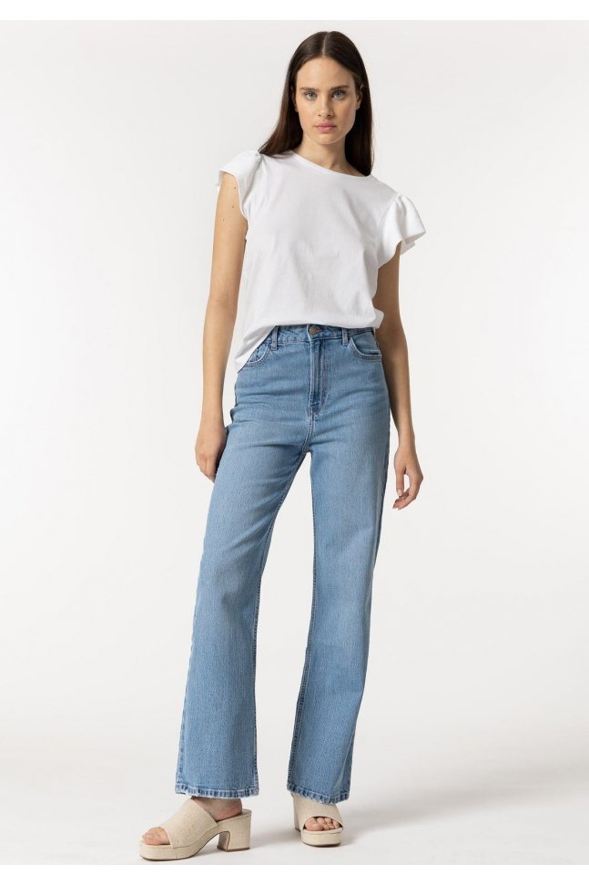 JEANS DE PIERNA ANCHA