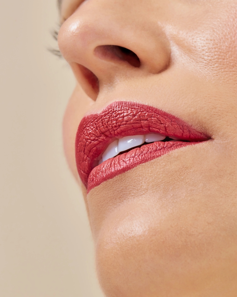 LABIAL LÍQUIDO PERMANENTE DEMI LABIAL LÍQUIDO PERMANENTE DEMI