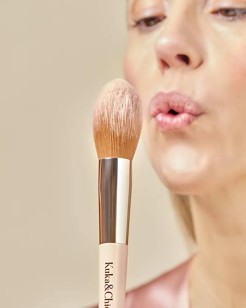 POLVO COMPACTO MATIZANTE HOLLYWOOD