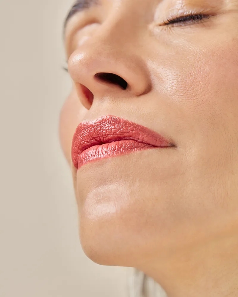 LIPSTICK LEVEL LIPSTICK LEVEL